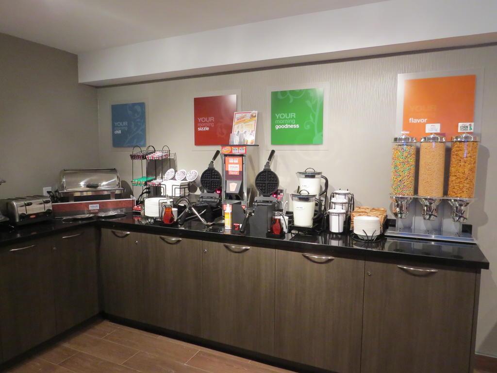 汉密尔顿/斯托尼克雷克康福特茵酒店 外观 照片